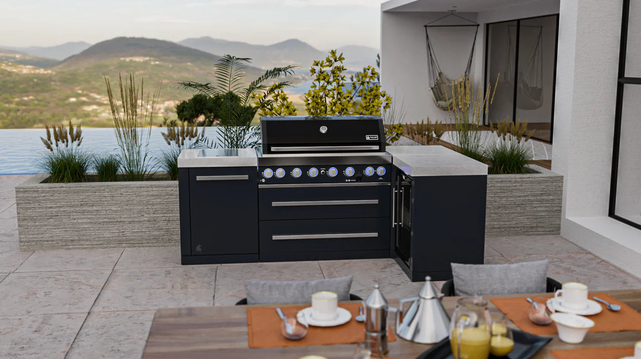 Discover the Ultimate Benefits of an Outdoor Kitchen: From Increased Space to Increased Home Value
