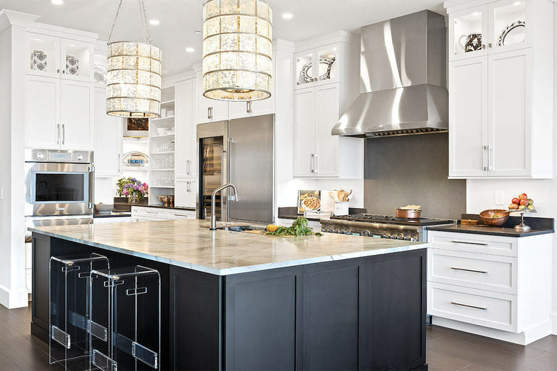 Black And White Luxury Kitchen Design 800x ?v=1673381337