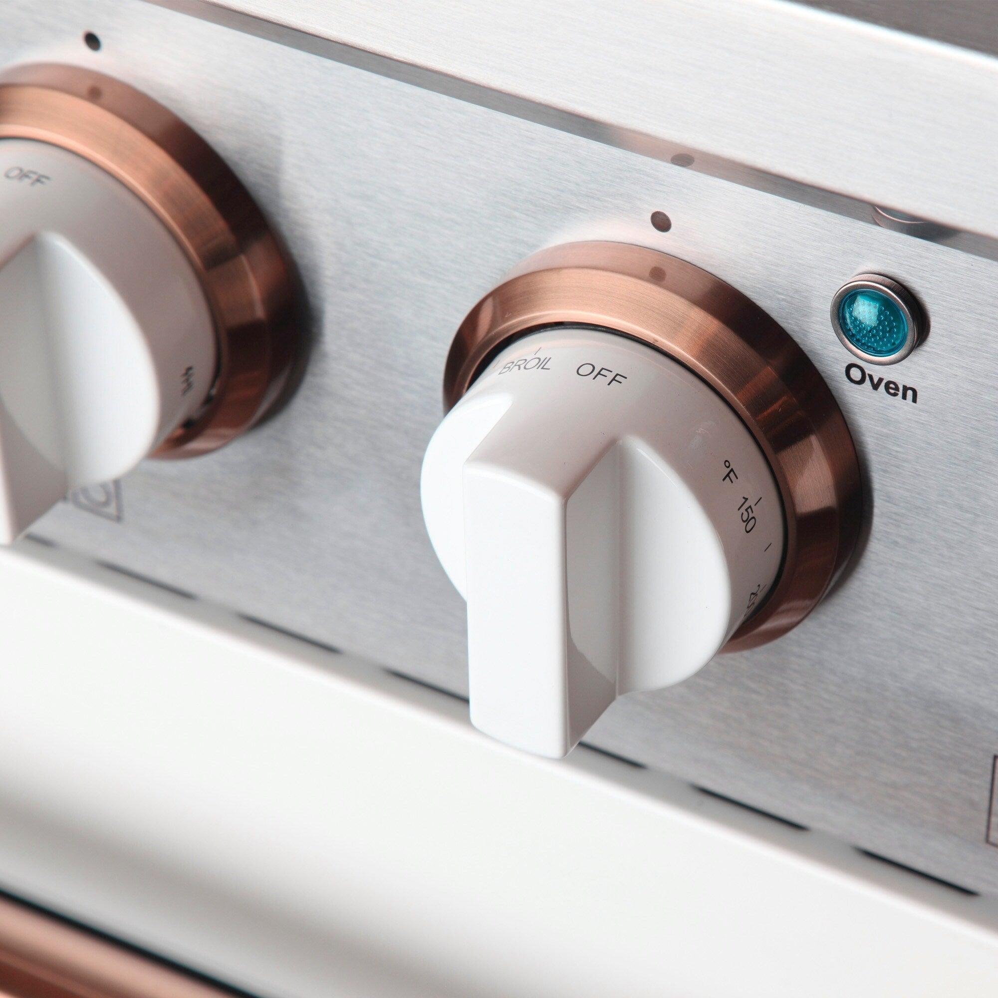 Kucht Signature 48-Inch Pro-Style Dual Fuel Range in Stainless Steel with White Oven Door & Gold KDF482-W-GOLD