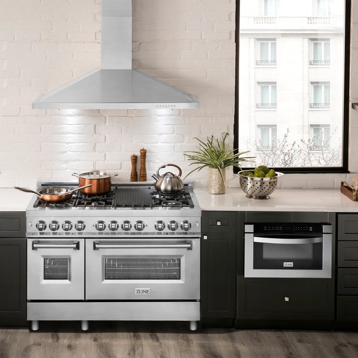 ZLINE 48" Kitchen Package with Stainless Steel Dual Fuel Range and Convertible Vent Range Hood (2KP-RARH48)