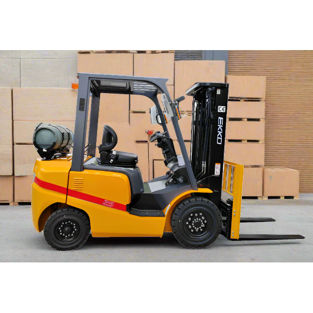 EKKO Forklift with solid pneumatic tires 5000 lbs., cap. EK25TLP