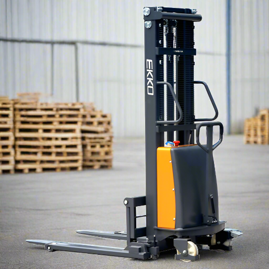 EKKO Semi-Electric Straddle Stacker 3300lbs. Cap., 119.4" Height EA15B