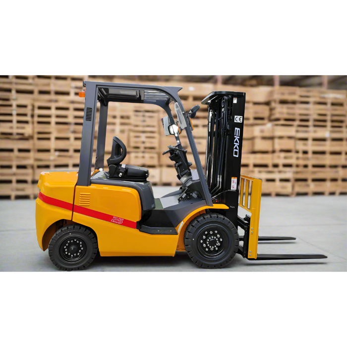 EKKO Forklift with solid pneumatic tires 7000 lbs., cap. EK35D