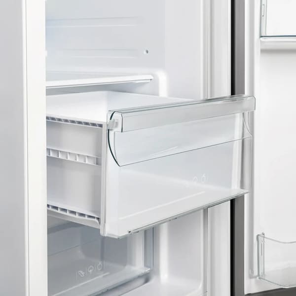 Interior view of the crisper drawer in the FORNO 36-Inch Side-by-Side Refrigerator with Water Dispenser in White, designed for optimal freshness and humidity control for fruits and vegetables.