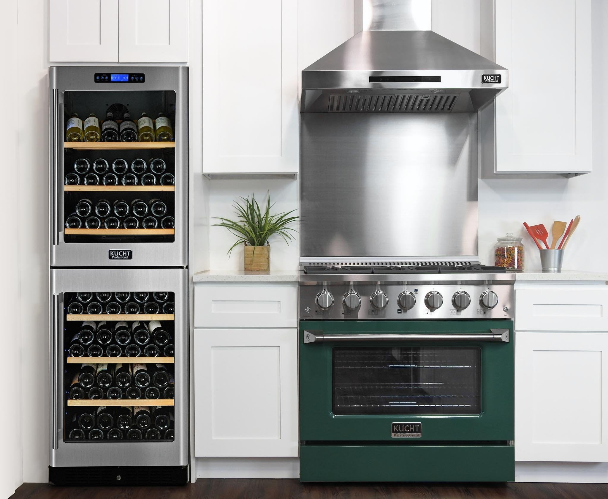 Kucht 36-Inch 5.2 Cu. Ft. Gas Range - Sealed Burners and Convection Oven in Green KNG361-G
