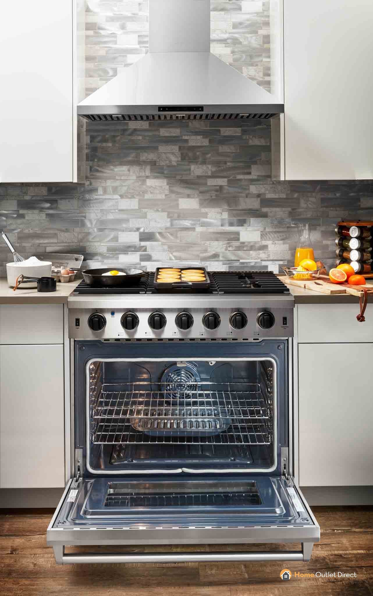 Thor Kitchen 36-Inch 6.0 Cu. Ft Single Oven Professional Gas Range in Stainless Steel LRG3601U