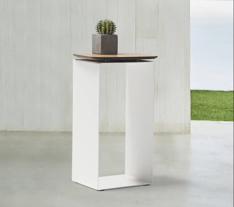 Whiteline Modern Living Petunia Side Table - ST1731-WHT