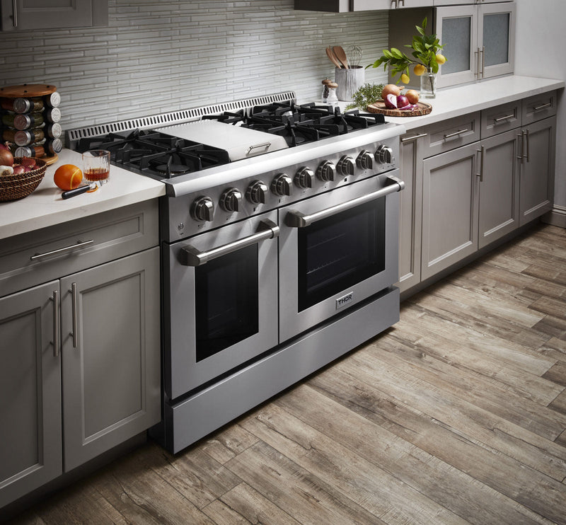 Thor Kitchen 48-Inch 6.7 cu. ft. Professional Gas Range in Stainless Steel with Double Oven (HRG4808U)