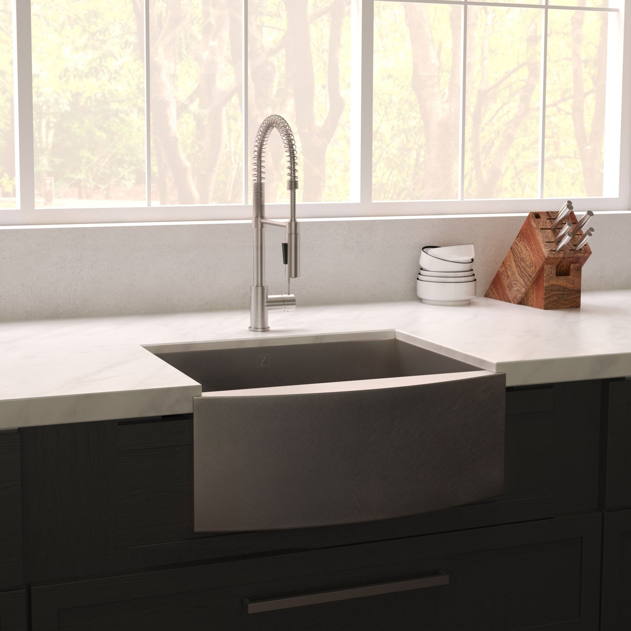 ZLINE 33 in. Vail Farmhouse Apron Mount Single Bowl Kitchen Sink with Bottom Grid (SAS)